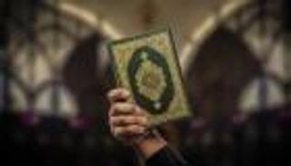 فرقة كورية تعدم 70 ألف نسخة من ألبومها.. والسبب "صورة المصحف"