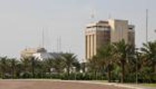 ليلة النار بالعراق.. إخماد حريق محدود في فندق الرشيد (فيديو)