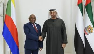 رئيسا دولة الإمارات وجزر القمر