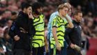 "يمنحنا شيئا استثنائيا".. عودة محمد النني تنثر السعادة في أرسنال