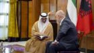 ولي عهد أبوظبي يصل إلى تيرانا ويبحث تعزيز التعاون مع رئيس وزراء ألبانيا