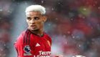 رغم استمرار قضيته.. مانشستر يونايتد يعفو عن أنتوني