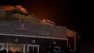 وفاة أم عروس العراق وشقيقها تأثرا بإصابتهما في حريق حفل الزفاف