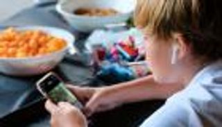 تيك توك ينتصر على فيسبوك.. ساعات التصفح تكشف خفايا المراهقين