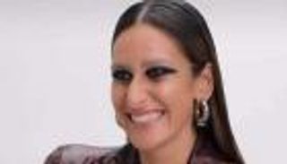 أمينة خليل في مرمى السخرية.. إطلالة صادمة و"مكياج" صارخ (صور)