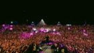 حفل عمرو دياب في الأردن.. حضور جماهيري غير مسبوق (صور)