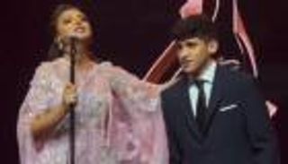 أنغام تقدم ابنها "الكويتي" في حفلها.. وهجوم لاذع من مي العيدان