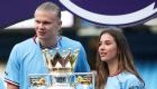 في دبي.. كيف احتفل إيرلينغ هالاند برأس السنة الجديدة؟