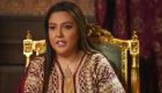 مي كساب تبكي على الهواء بعد «رسالة مؤثرة» من زوجها