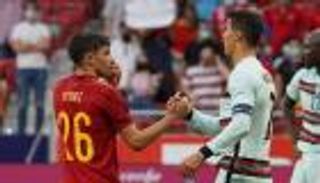 بيدري يفاجئ ميسي وهالاند وكريستيانو رونالدو برسائل مثيرة