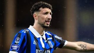 تفاصيل عرض الأهلي لضم وسام أبو علي