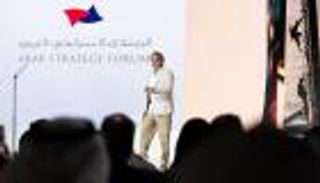 باسم يوسف: نحتاج للاستثمار في هوليوود.. وحان الوقت لإعادة تشكيل مصيرنا وصورتنا