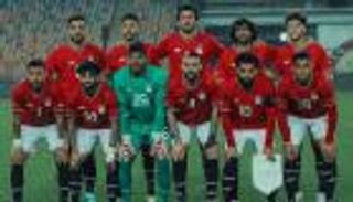 غياب محمد صلاح وحضور طارق حامد.. الكشف عن قميص مصر لأمم أفريقيا (فيديو)