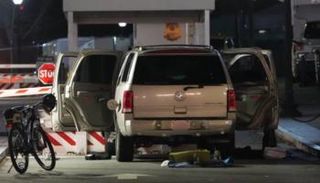 السيارة التي صدمت أبواب البيت الأبيض