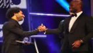 قبل أمم أفريقيا 2023.. محمد صلاح يذكر دروغبا بسقوط عرشه