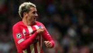 كأنهما أصدقاء.. غريزمان يستقبل مشجعا سعوديا بحرارة (فيديو)