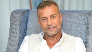 الفنان شريف منير