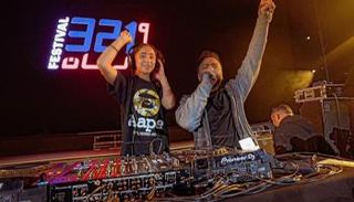 تامر حسني وابنته تاليا في حفل دبي