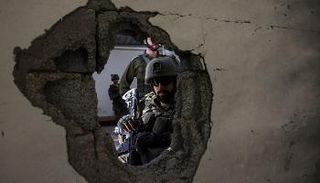 جنود إسرائيليون في غزة - رويترز