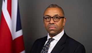جيمس كليفرلي وزير الداخلية البريطاني