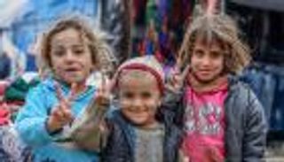 معاناة الطفولة.. كيف تؤثر سلبا على نمو الدماغ؟