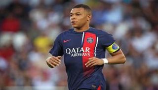 كيليان مبابي لاعب باريس سان جيرمان
