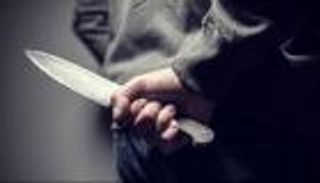 رفضت العودة إلى عصمته فأنهى حياتها بـ25 طعنة