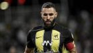 بعد 15 عاما.. حقيقة عودة كريم بنزيما إلى الدوري الفرنسي