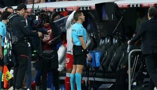 مراجعة القرارات في مباراة ريال مدريد وألميريا