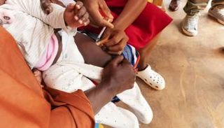 من حملة تطعيم الأطفال ضد الملاريا في أفريقيا