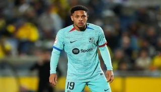 فيتور روكي لاعب برشلونة 