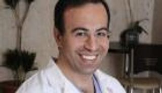 مَن هو الطبيب نادر صعب الذي اتهمته ريهام سعيد بتشويهها؟