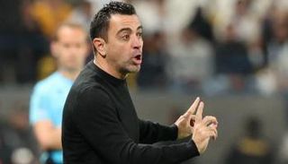 تشافي هيرنانديز مدرب برشلونة الإسباني