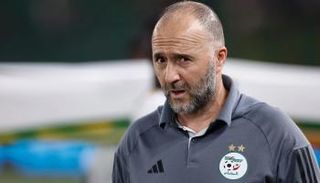 جمال بلماضي مدرب منتحب الجزائر السابق