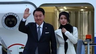 الرئيس الكوري الجنوبي وزوجته