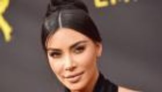 محاكمة المتهمين بسرقة مجوهرات كيم كارداشيان في 2025