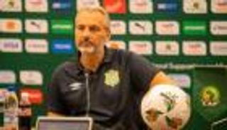 «كنا نود أن نلعب ضد صلاح».. مدرب الكونغو يتحدى منتخب مصر