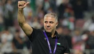 مكرم دبوب مدرب فلسطين