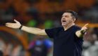 ما مصير روي فيتوريا بعد خروج مصر من أمم أفريقيا؟.. قرار مرتقب