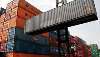 حاويات للتصدير - أرشيفية