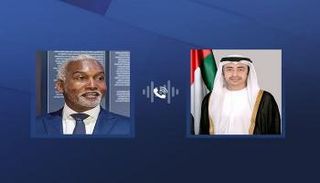اتصال هاتفي بين عبدالله بن زايد ووزير خارجية نيجيريا