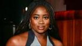 المذيعة البريطانية «الناجية» كلارا أمو تكشف أصعب مراحل طفولتها