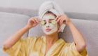 أقنعة الكولاجين.. هل يراها أطباء الجلد مفيدة للبشرة؟ 