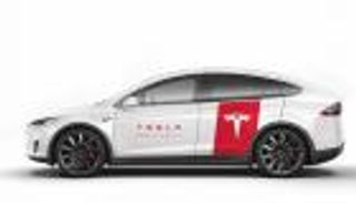 «تسلا» على أعتاب تسجيل أول انخفاض سنوي لها في عمليات التسليم
