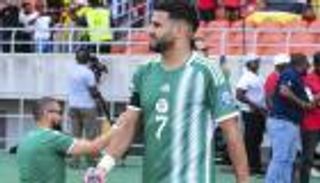 الأغلى في منتخب الجزائر.. المنبوذ في الصدارة ومحرز خارج التصنيف