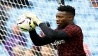 رغم كوارث مانشستر يونايتد.. أونانا يحلق في سماء الدوري الإنجليزي