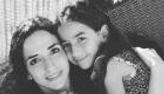 تفاصيل مصرع بسمة شيحة وابنتها في حادث مروع.. صدمة وحزن في مصر