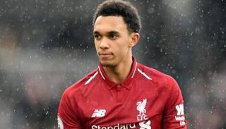 ترينت ألكسندر أرنولد لاعب ليفربول