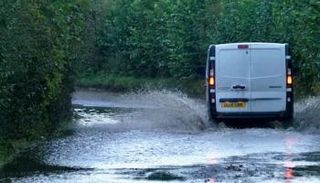 فيضانات بريطانيا