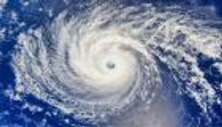 إعصار ميلتون يهدد فلوريدا.. هل نحن أمام أكبر كارثة طبيعية في التاريخ؟